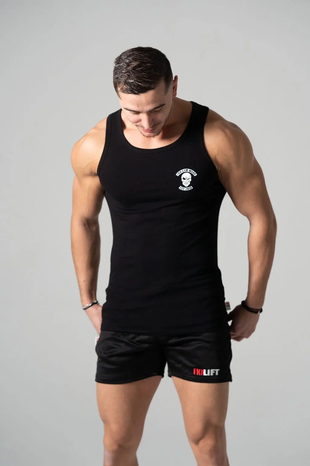 Conquer | Men's Heist Gym Singlet | Black