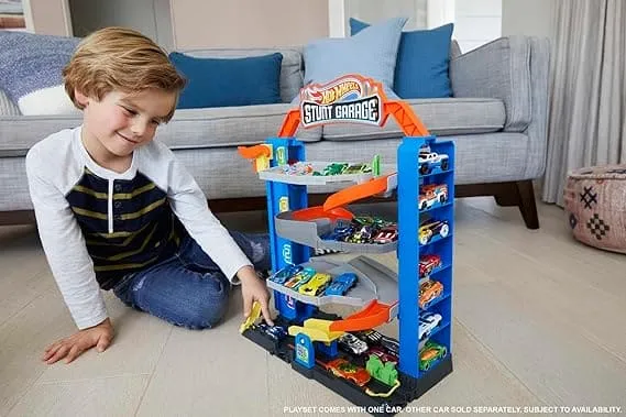 Hot Wheels City Stunt Garage