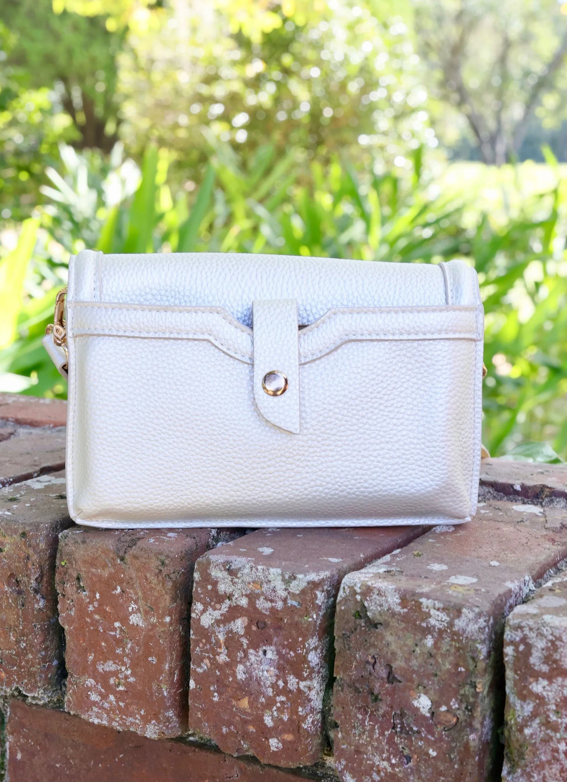 Maverick Pearl Crossbody with Pocket